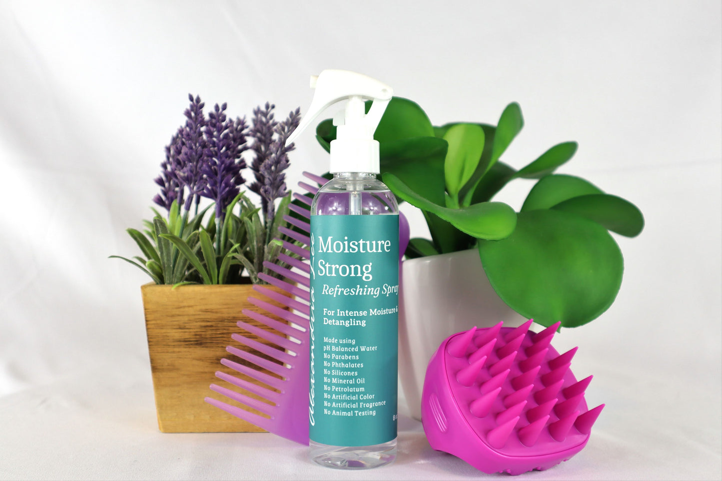 Moisture Strong Refreshing Spray